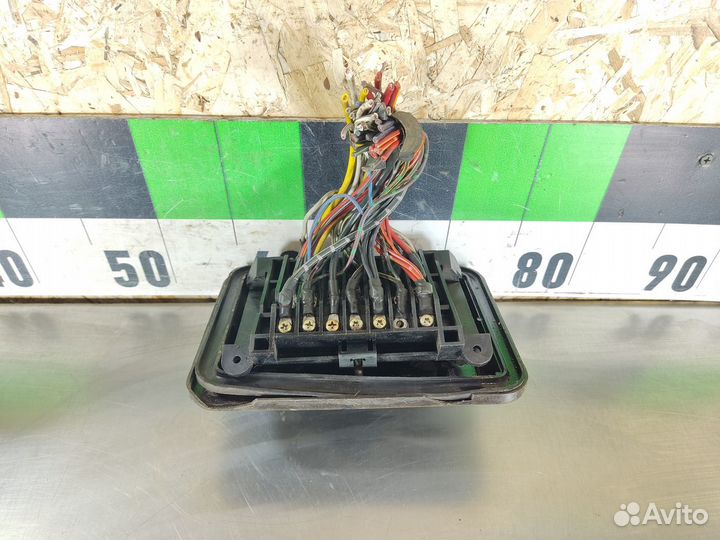 Крышка блока предохранителей E 123