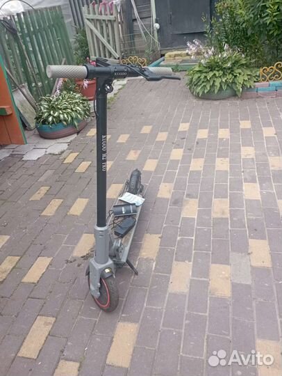 Самокат взрослый электрический бу