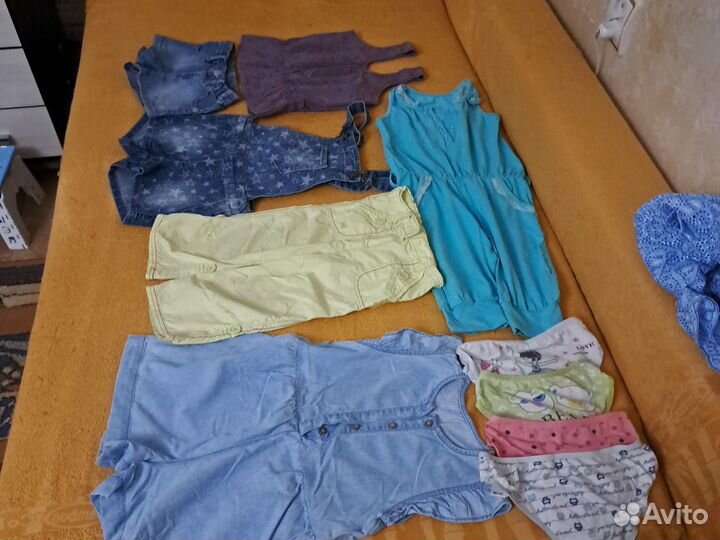 Вещи и обувь на девочку