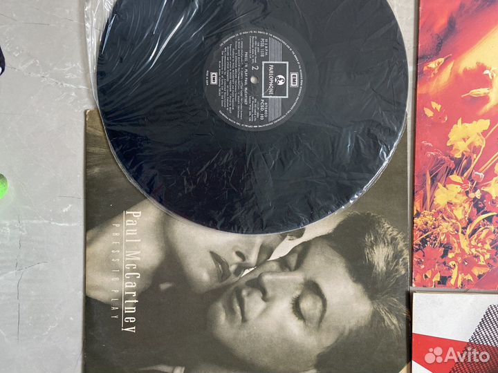Paul mccartney press to play 1986