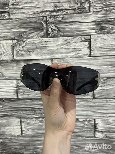 Солнцезащитные очки