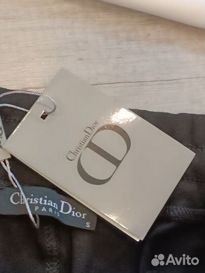 Christian Dior шорты размер L