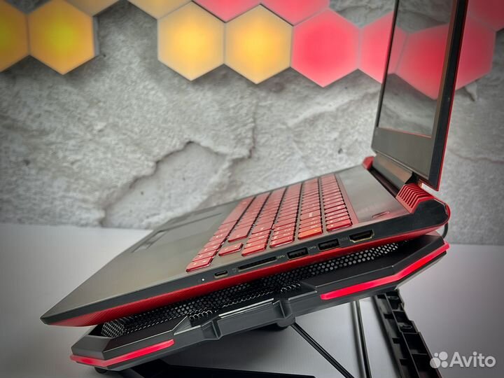 Игровой ноутбук Lenovo Legion / GTX 1050 Ti / i5