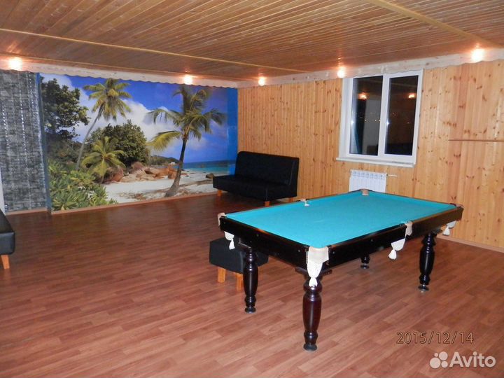 Баня на дровах у пруда