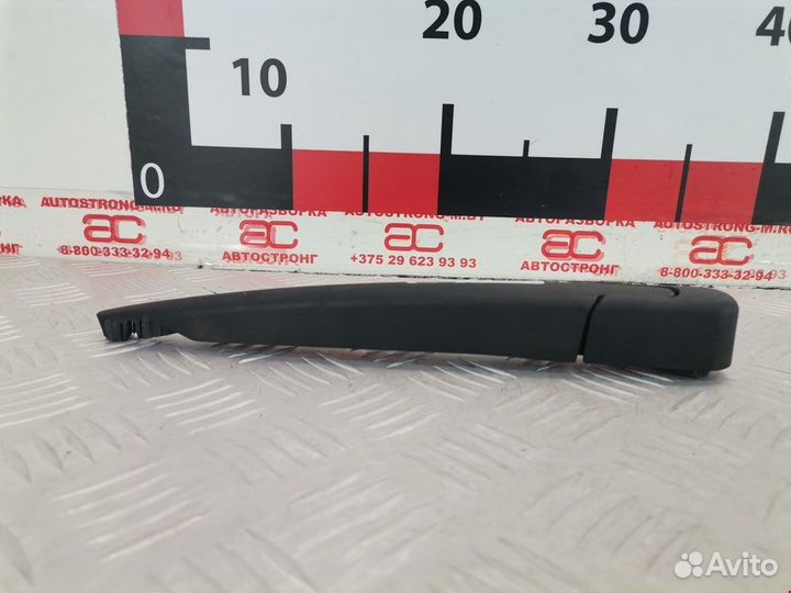 Поводок стеклоочистителя заднего для Opel Astra H