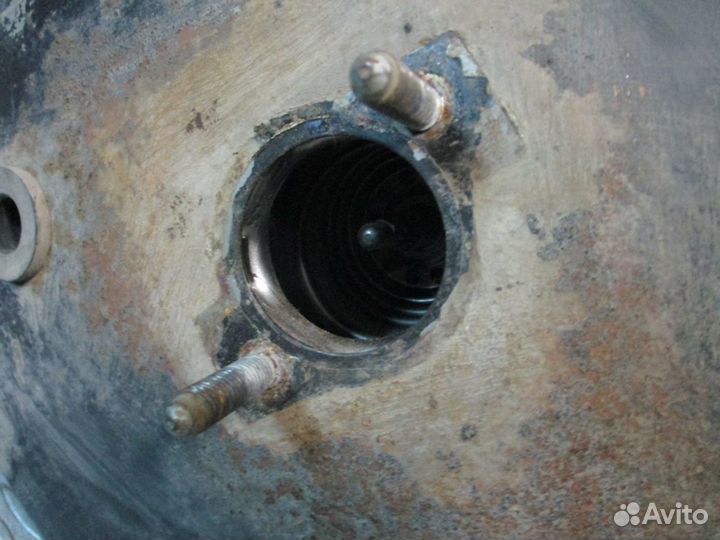 Вакуумный усилитель тормозов Volkswagen Golf 4 1.4