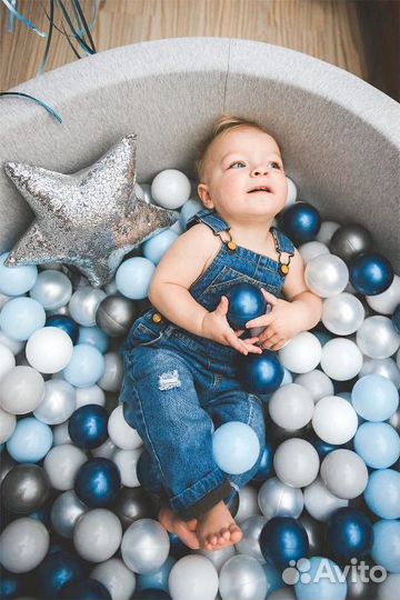 Сухой бассейн с шариками