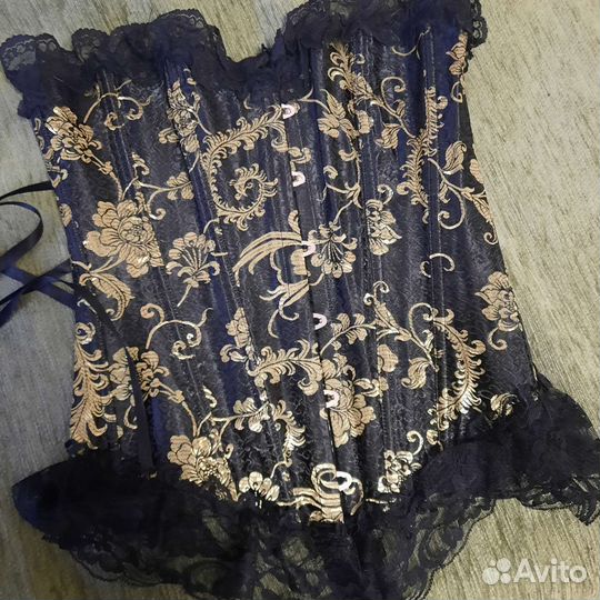 Корсет утягивающий на шнуровке