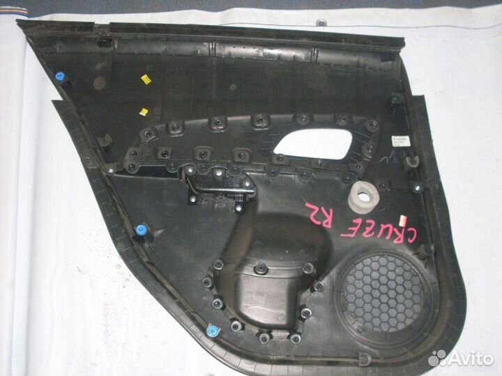 Обшивка двери задняя правая Chevrolet Cruze