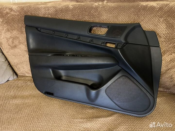 Водительская дверная карта infiniti G
