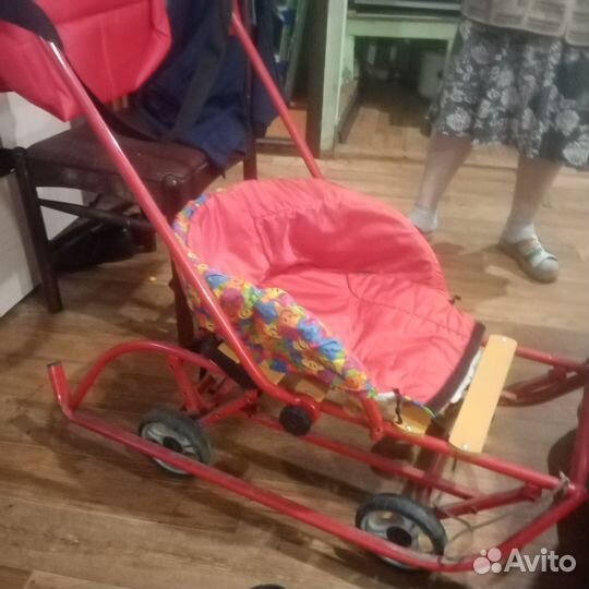 Детские санки на колесах