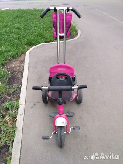 Детский трёхколёсный велосипед с ручкой и ограничи