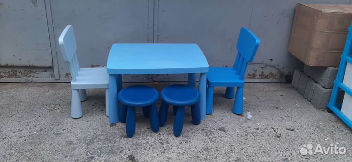 Детский стол и стулья IKEA
