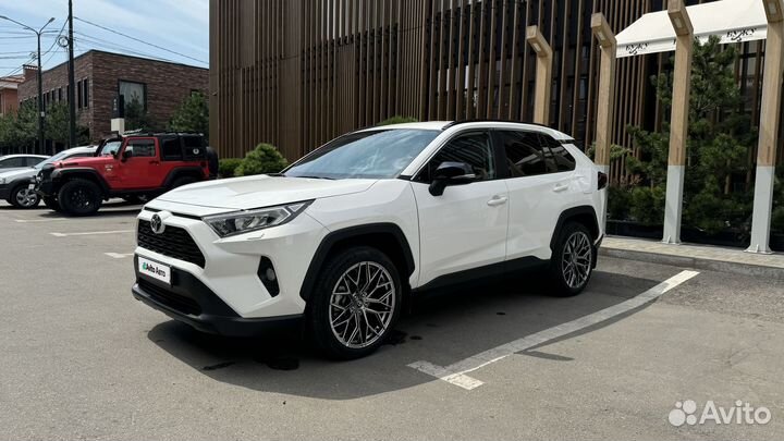 Toyota RAV4 2.0 CVT, 2020, 49 500 км