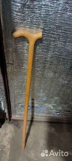 Трость для ходьбы деревянная