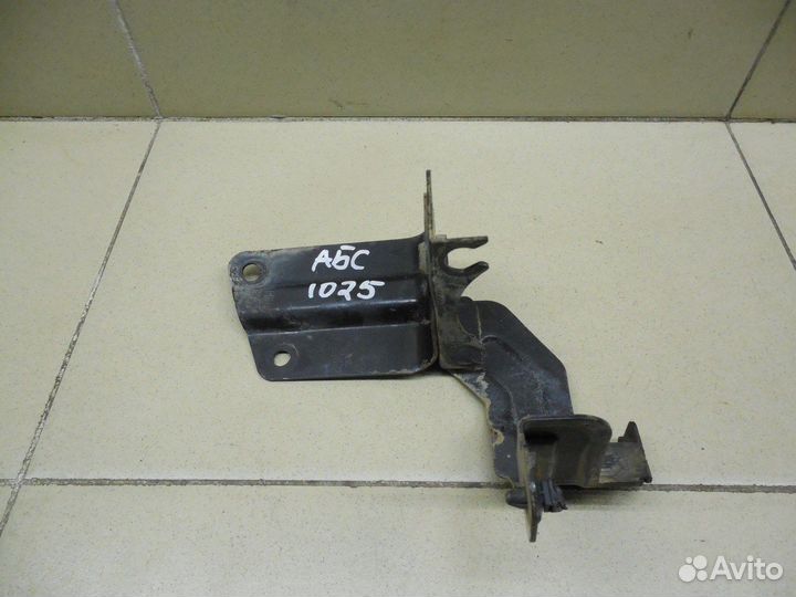 Кронштейн блока ABS (насос) Santa Fe (CM) 2006-201