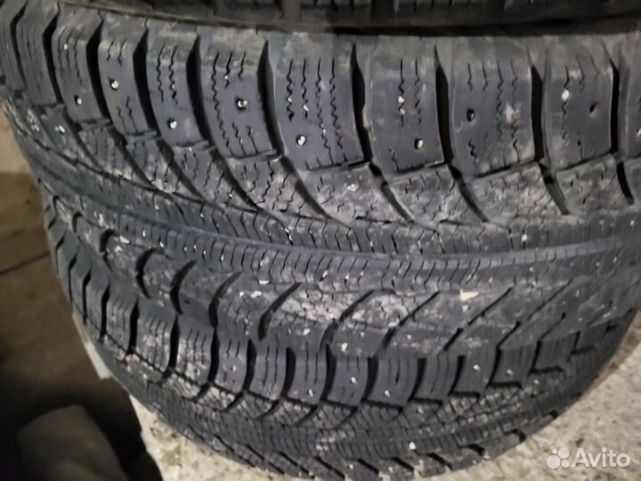 Matador MP 30 Sibir Ice 2 SUV 215/65 R16