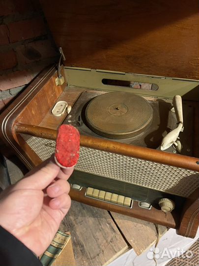 Ламповая радиола Октава