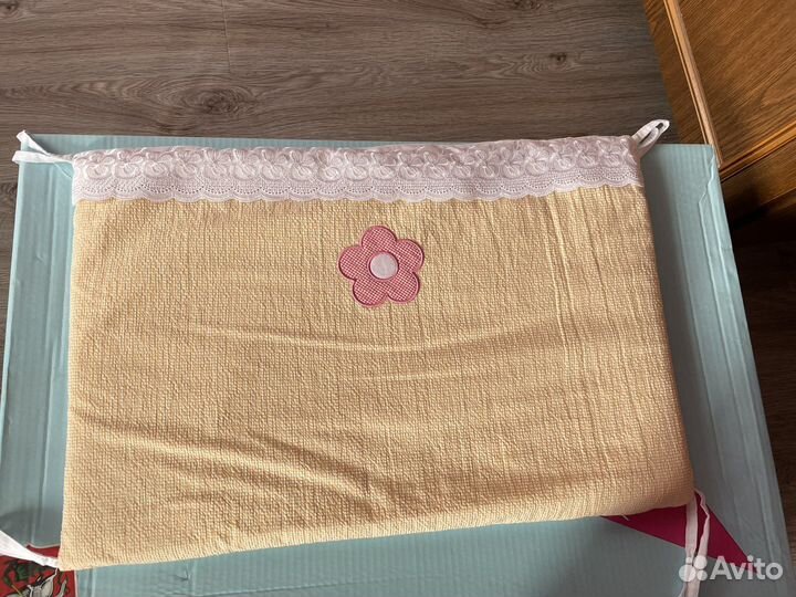 Комплект в детскую кроватку