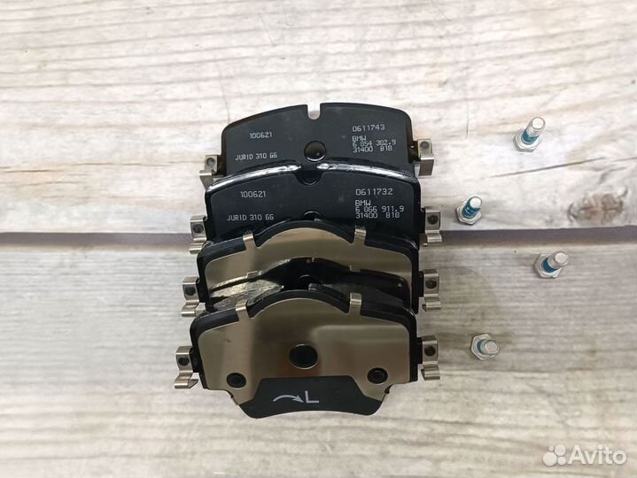 Тормозные колодки бмв F39 G30 передние