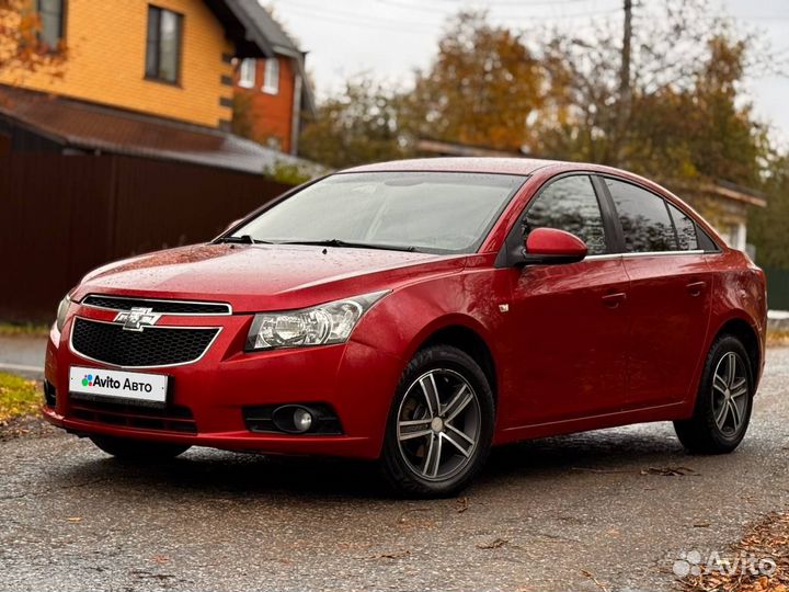 Chevrolet Cruze 1.8 AT, 2011, 172 000 км