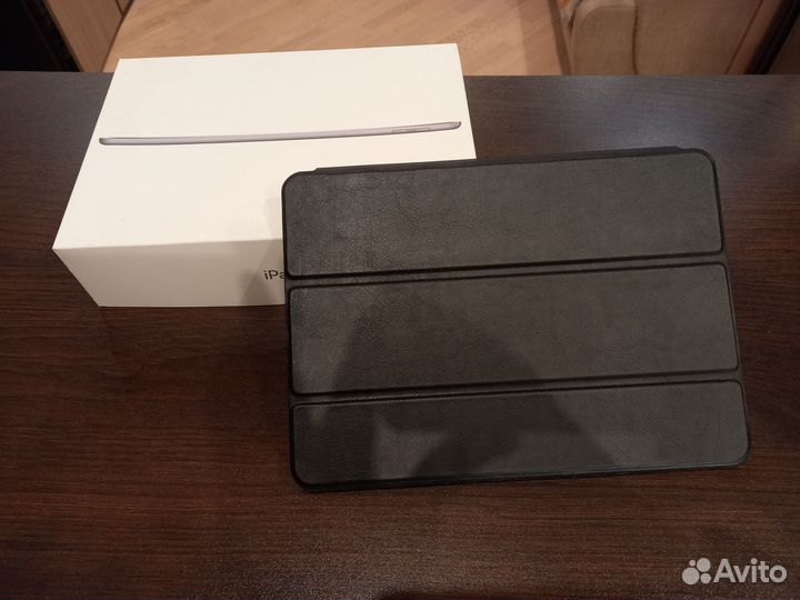 Планшет iPad 6th generation WI-FI + Cellular 32 гб