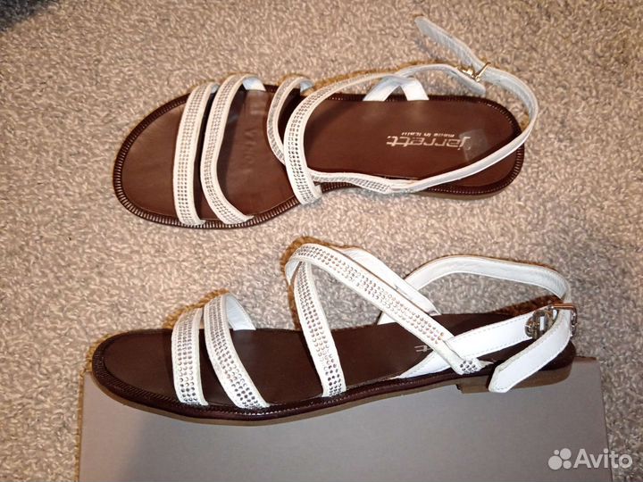 Сандали кожа