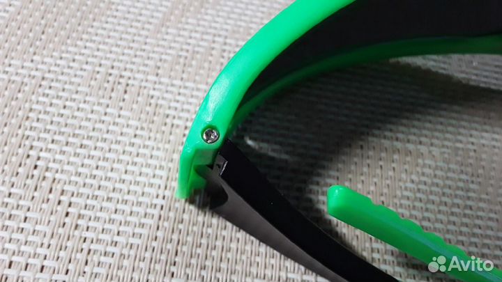 Детские солнечные очки