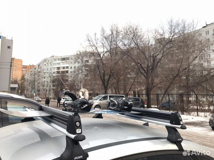 Крепление для 5 пар лыж / 4 сноубордов