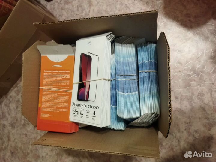 Коробки для защитных стекол