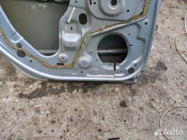 Дверь задняя левая Nissan Primera P12