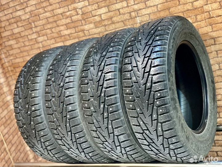 Nokian Tyres Hakkapeliitta 7 235/65 R17