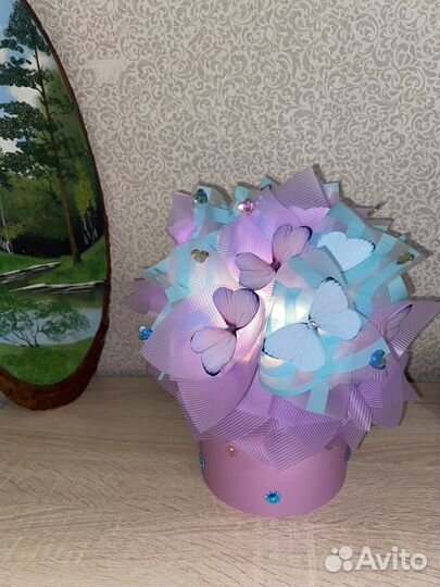 Букет из бабочек в корзинке в наличии