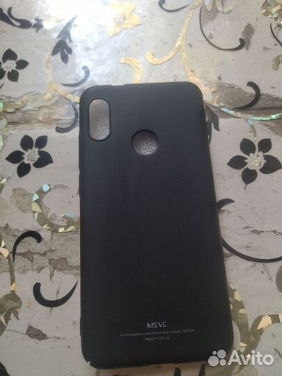 Продаю чехол на телефон Xiaomi Mi A2 Lite