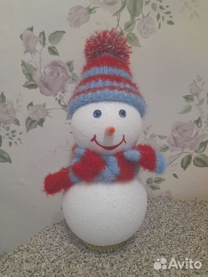 Продам снеговик к новому году