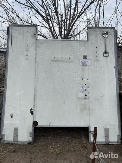 Внутреняя перегородка прицепа рефрижератора