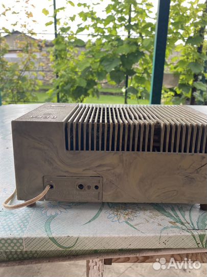 Стабилизатор напряжения