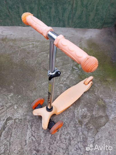 Самокат детский трехколесный