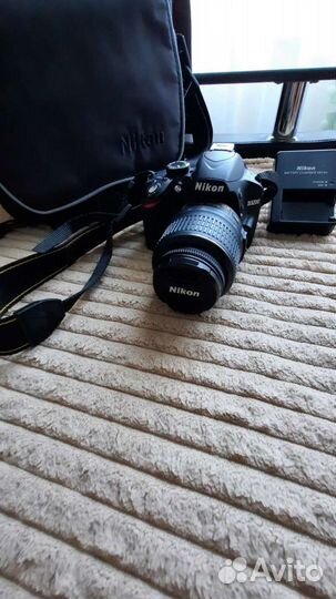 Зеркальный фотоаппарат