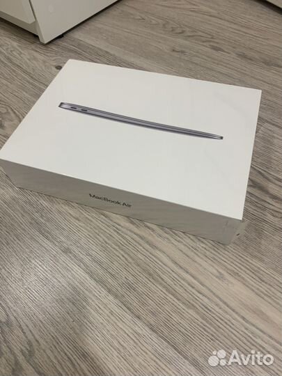 Apple MacBook Air 13 7-Core, 16 гб