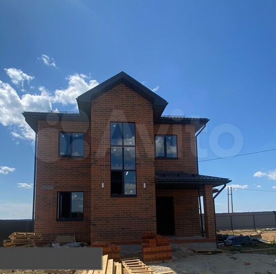 Коттедж 140 м² на участке 6 сот.