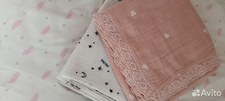 Муслиновый плед с кружевом и пеленка