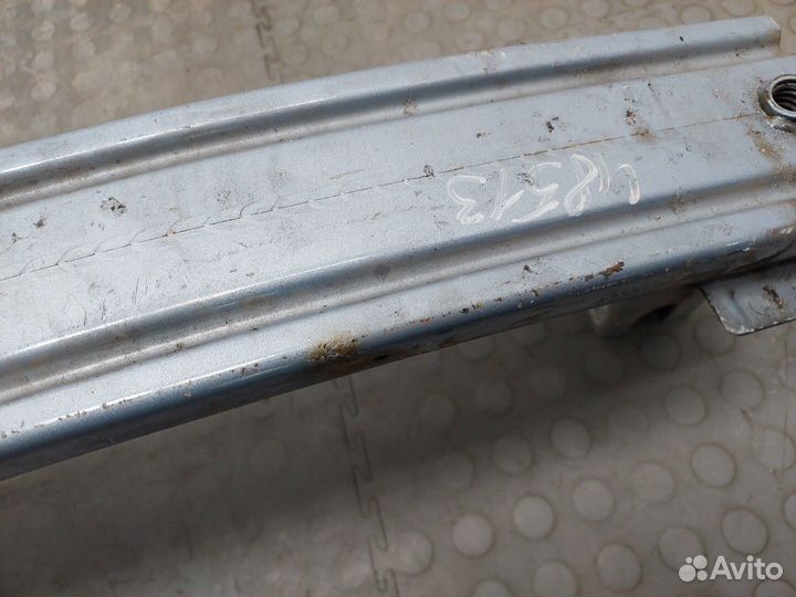 Усилитель бампера передний Ford Focus 3, 2011