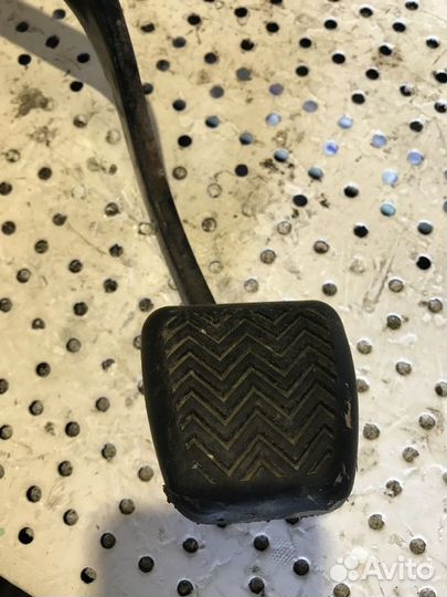 Педаль газа Toyota Corolla 150 рестайлинг