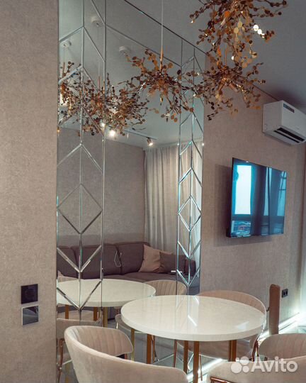 Зеркальное панно 2500х1100