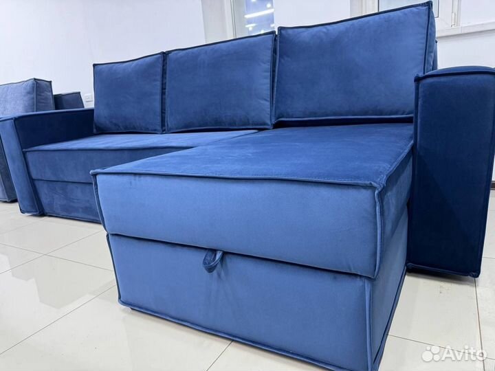 Диван угловой универсальный