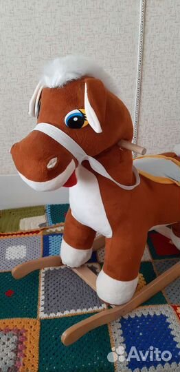 Детская качалка лошадь