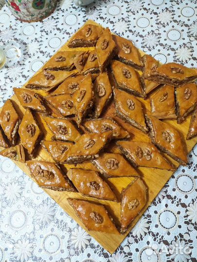 Пахлава медовая, соченская. Блинчики