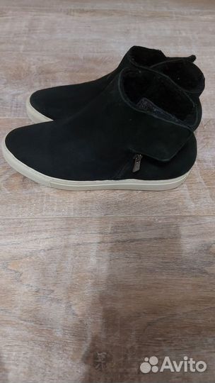 Ботинки женские