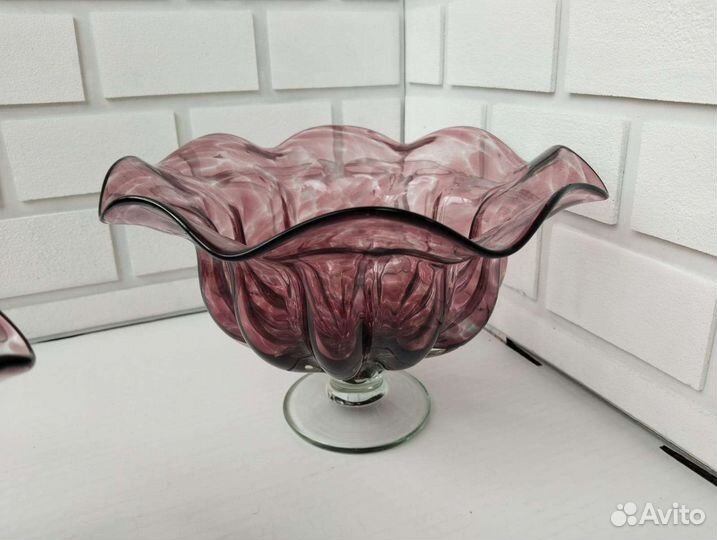 Ваза для фруктов, конфетница цветное стекло из